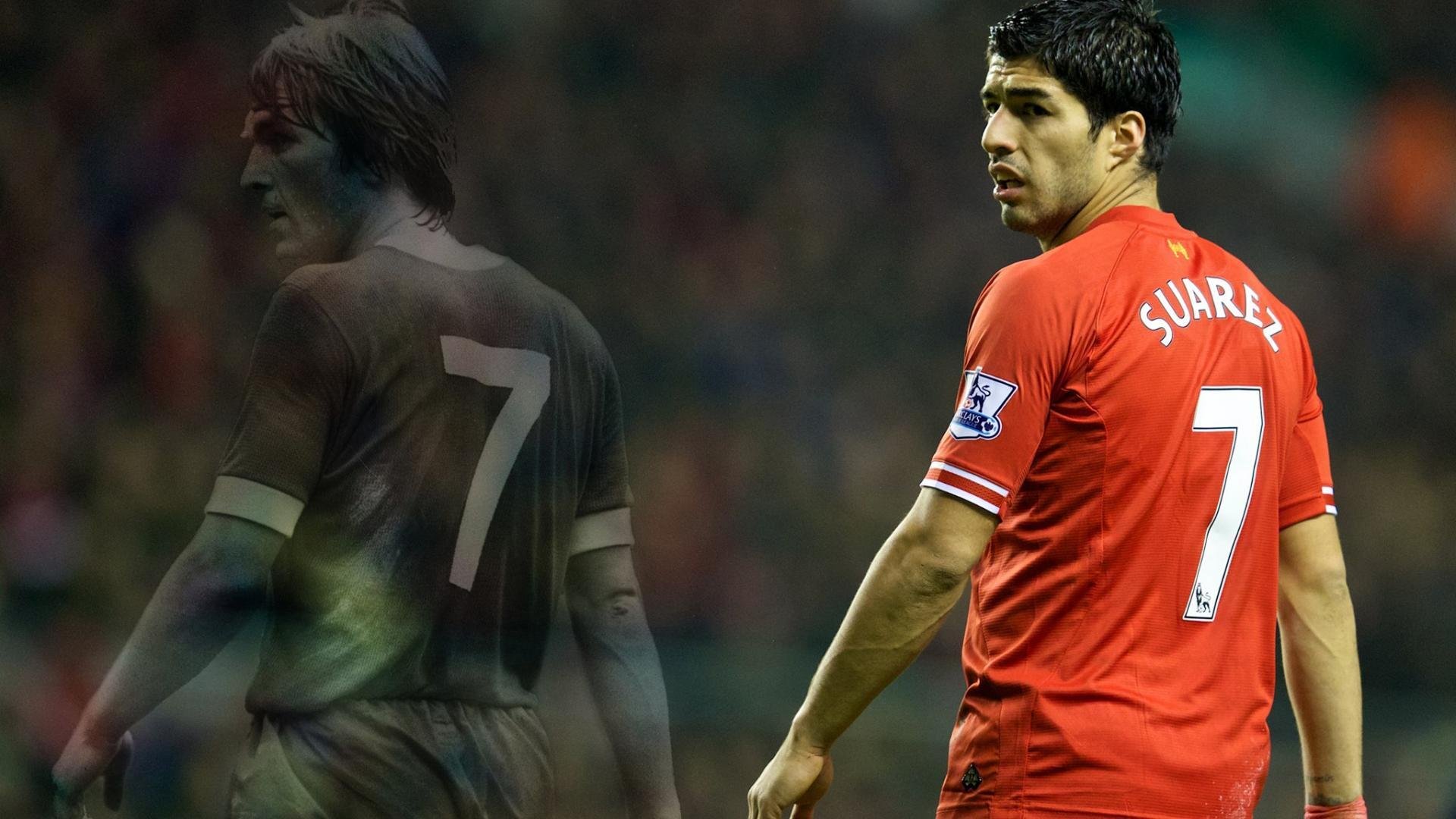 “攀岩馆无声挑战赛” 只能用手势交流制定战术